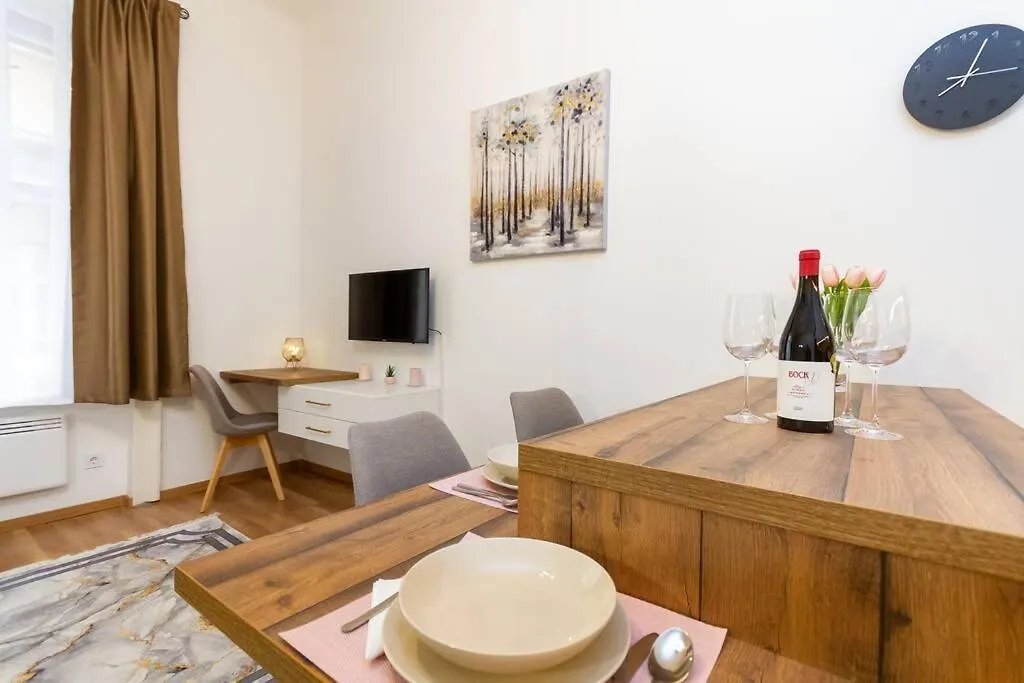 Luxe Haven On Lonyay By Newave Apartments Budapest 0*,  Hungary