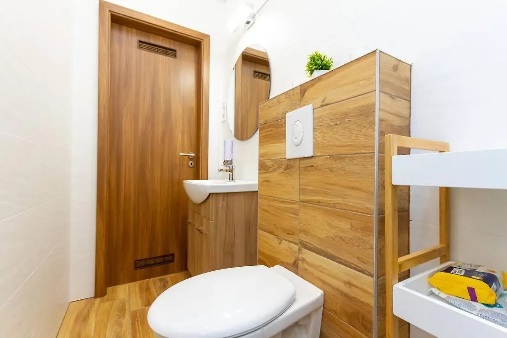 Luxe Haven On Lonyay By Newave Apartments Budapest Hungary